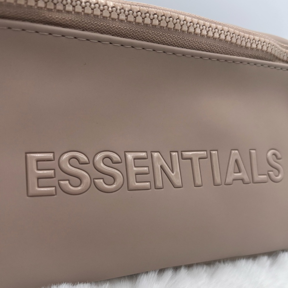✨ Fear of God Essentials Belt Bag Crossbody for Men Women ✨